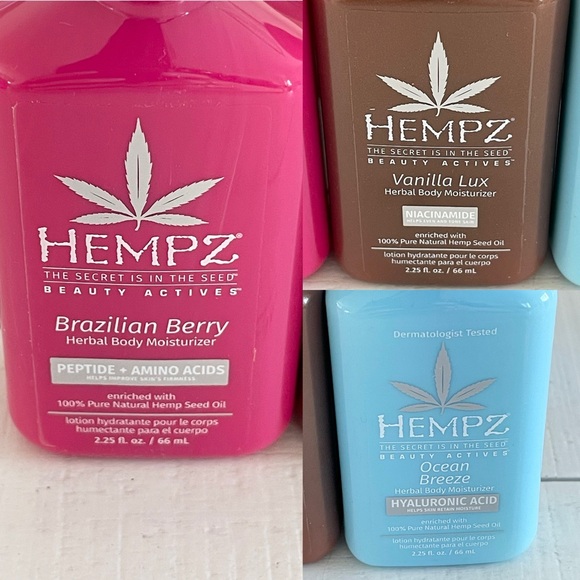 Hempz Beauty Boosters Berry, Vanilla & Ocean Travel Size Body Lotion 3-Pack Set - Picture 2 of 11